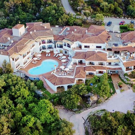 Hotel Pedra Santa Baja Sardinia Esterno foto