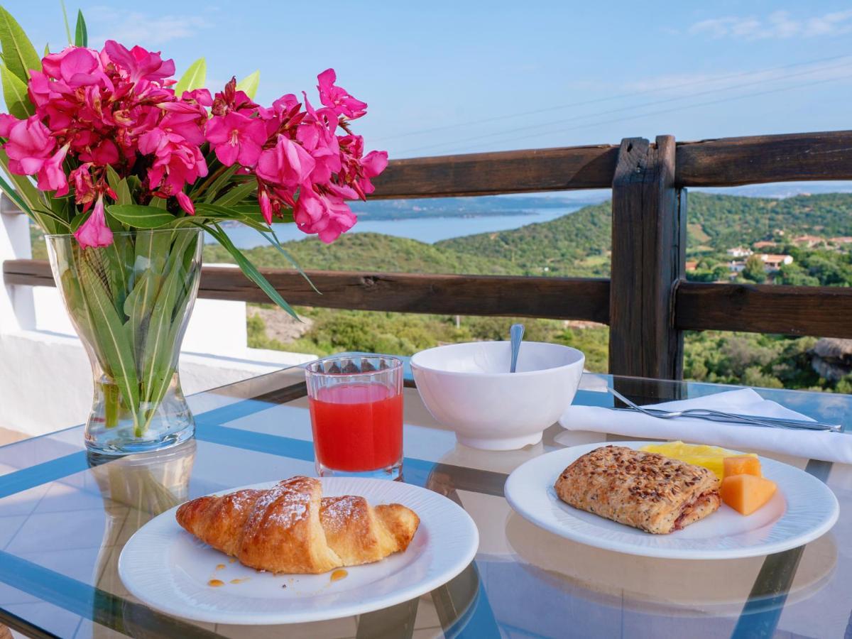 Hotel Pedra Santa Baja Sardinia Esterno foto