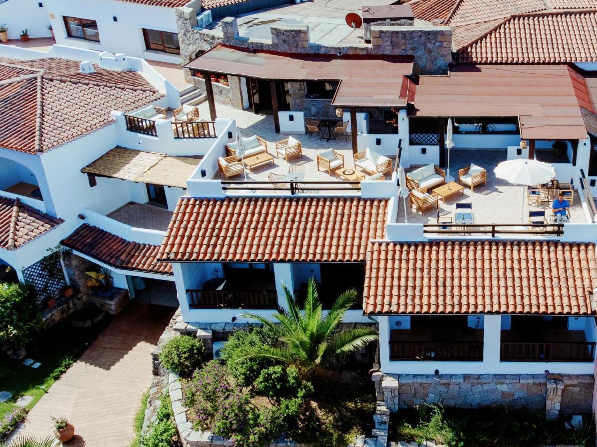 Hotel Pedra Santa Baja Sardinia Esterno foto