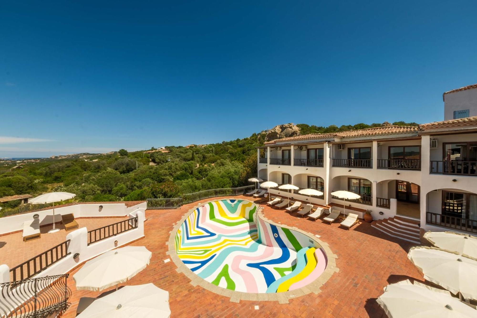 Hotel Pedra Santa Baja Sardinia Esterno foto
